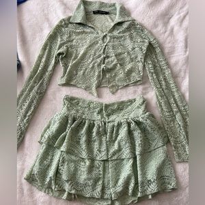 2 piece set small top med bottom